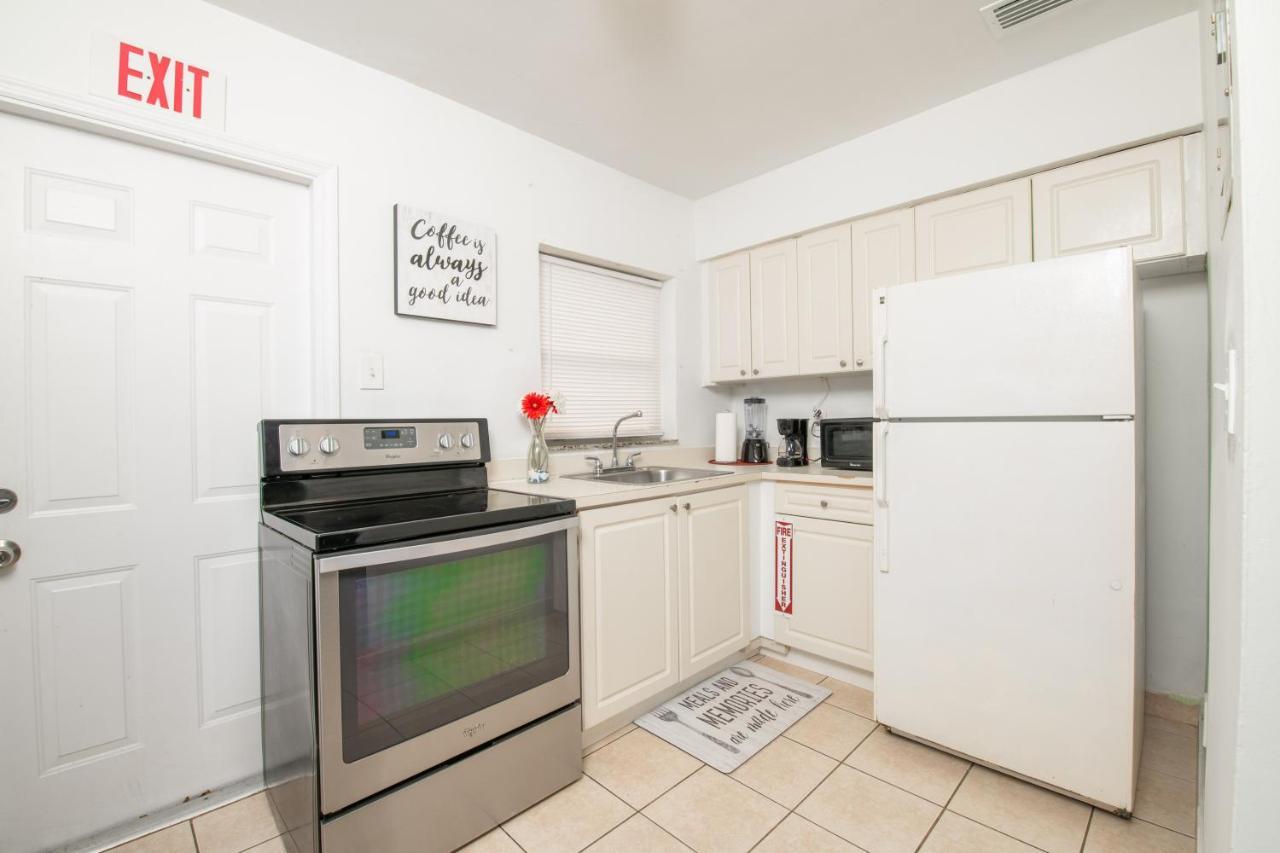 Hollywood Private Apartments 外观 照片