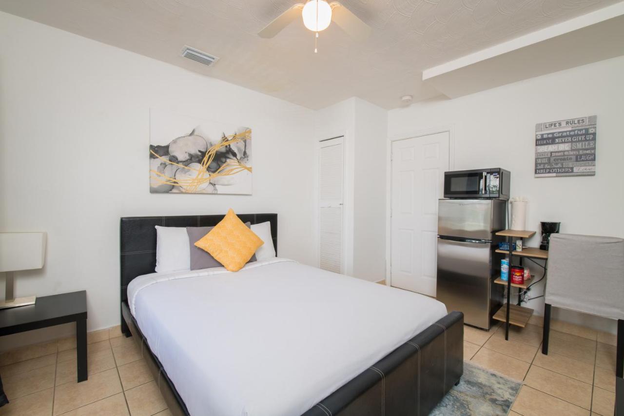 Hollywood Private Apartments 外观 照片